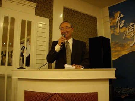駐秘魯黃代表榮國於「秘魯台灣國合之友會」2009聖誕年終餐會中致詞