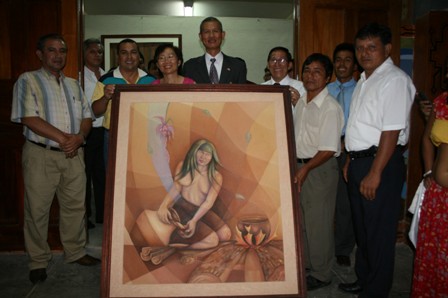 2009.03.25 Eduardo Meza Saravia藝術學校致贈黃代表聯昇夫婦學生畫作。