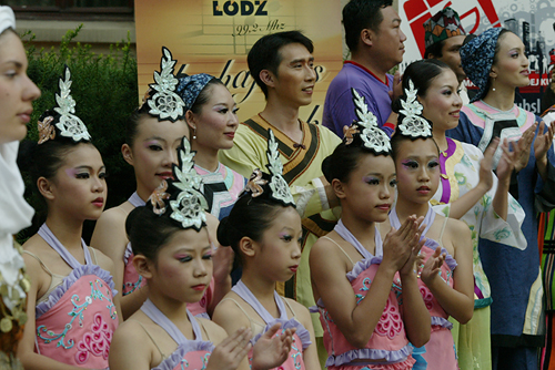 HonWa Folk Dance Troupe in Lodz 03