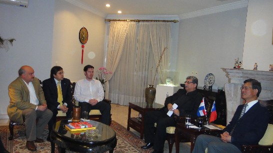 Despedida del Sr Augusto Dos Santos en la residencia del Embajador