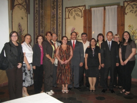 Reunion de ex becarios de ICDF en Paraguay