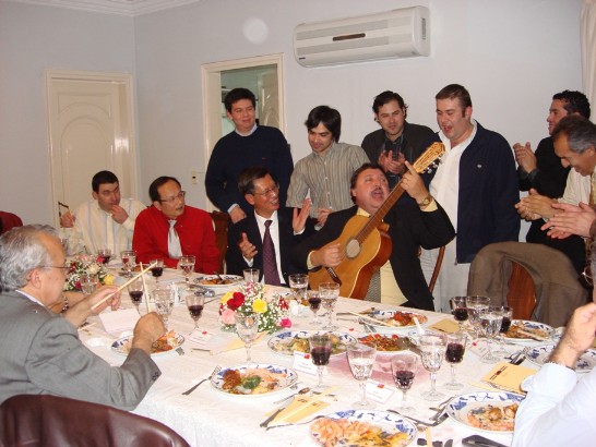 2010.06.29 Embajador Lien-sheng Huang y Sra Cristina ofrecen una cena a la Mision Medica de Taiwan