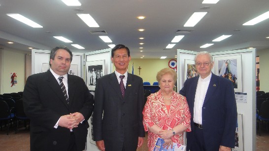 2011.10.24 Exposicion de fotografias de la Republica de CHina (Taiwan), en la Universidad Catolica Ntra.Sra. de la Asuncion