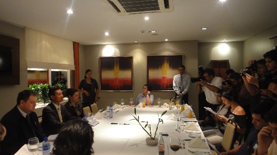 2011.02.09 Se realizo el lanzamiento de las Becas de Estudio Taiwan 2011, con presencia de varios periodistas 