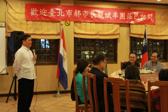 郝市長在餐會中致詞