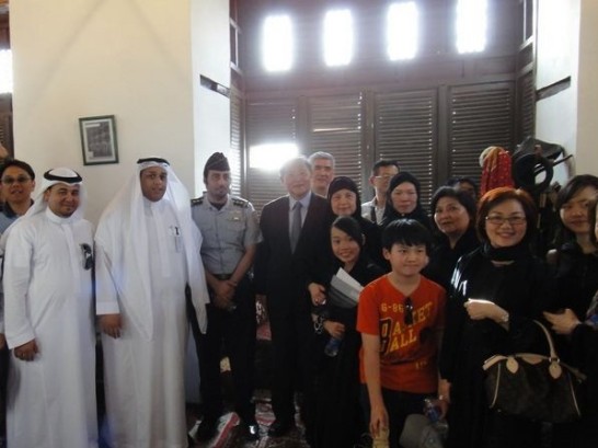 TECRO staff and families, invited by Saudi Arabian National Guard, visited the 26th Saudi National Heritage and Cultural Festival in Janadriyah on April 22, 2011.