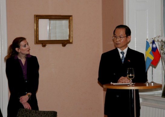 Ms. Caroline Szyber, Chair of the Swedish-Taiwanese Parliamentarian Association, and Mr. Thomas T.S. Cheng, Representative of Taipei Mission in Sweden.