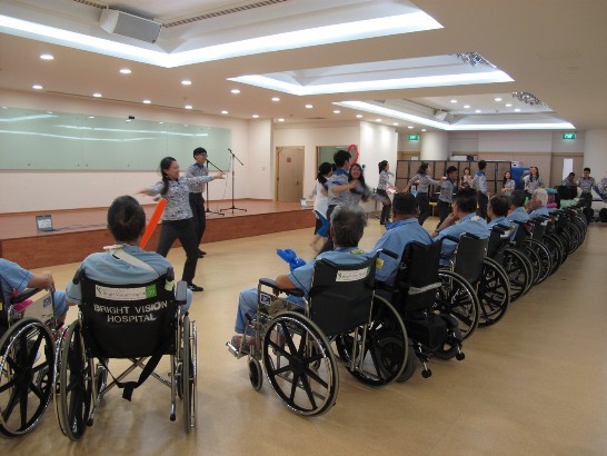 Taiwan International Youth Ambassadors at Bright Vision Hospital (BVH) where they joined in the September birthday party to bring cheer to 20 patients celebrating their birthdays.