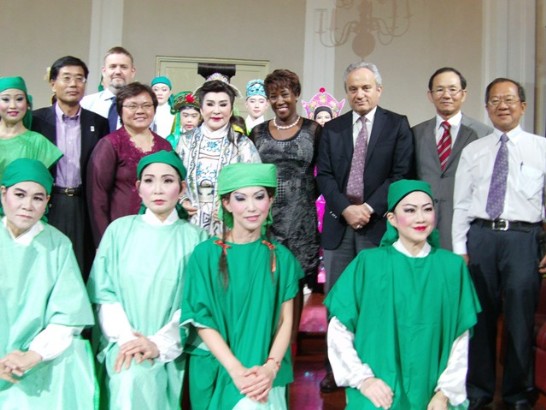 Representative Hsieh invited to the Hokkien opera performance staged by Jade Opera Group