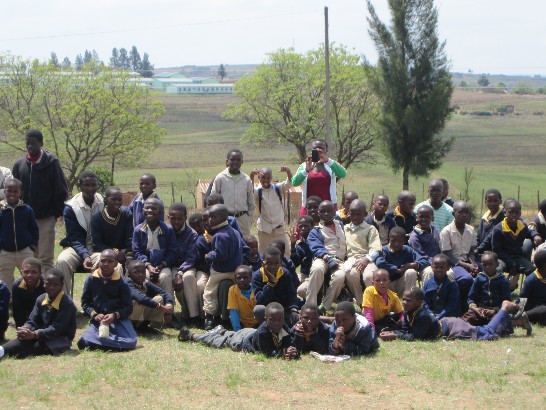 參加Nokuthula  Alliance  Church  Primary  School『Farewell  Function  for  Mr.  Joubert  H.  Dlamini』之學生