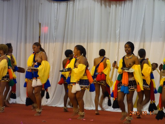 史瓦濟蘭大學表演少女舞回報青年大使