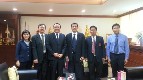 國立屏東科技大學戴校長昌賢及梁國際長智創拜會 King Mongkut’s Institute of Technology Ladkrabang代理校長Dr. Monai Krairiksh洽談兩校合作事項