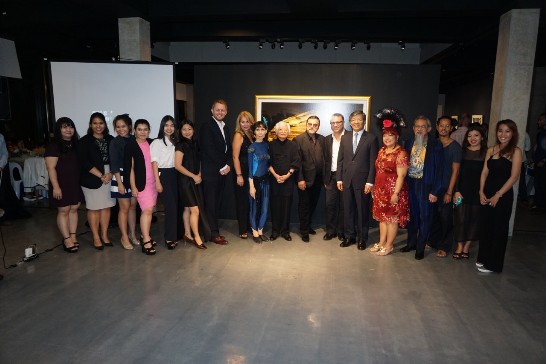 謝大使與柯錫杰夫婦、與會貴賓等合影留念