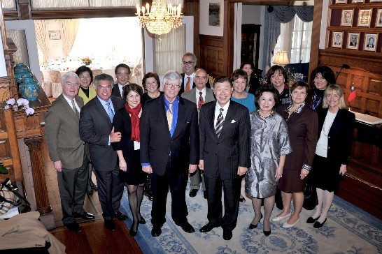 駐美國代表處袁大使健生夫婦與「美國保守派聯盟」(ACU)賓客合影