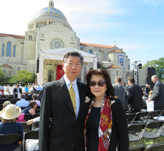 沈大使夫婦本（104）年9月23日應邀出席教宗方濟各為方濟會修士Junípero Serra主持之封聖彌撒