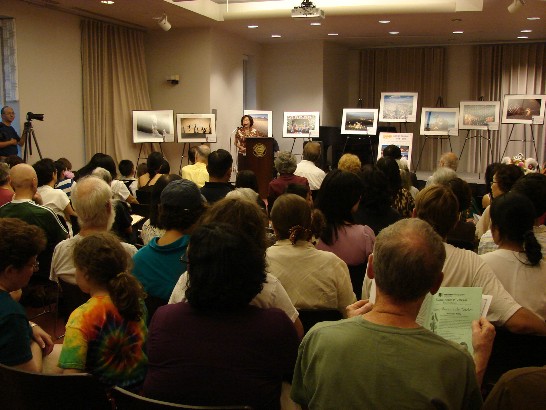 為慶祝建國一百年，駐波士頓辦事處與麻州牛頓市公立圖書館（Newton Free Library）於本(100)年7月19日合辦「台灣．畫境」照片展，介紹台灣風光與民俗文化，活動內容包括開幕茶會、民俗文藝表演及文宣攤位。