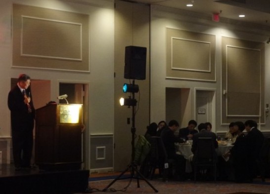 102年2月2日晚大波士頓區中華文化協會舉辦新年餐會，中華民國僑務委員馬滌凡女士及牛頓市議員談繼欣女士擔任司儀，並邀請柯氏汽車集團創建人柯乃南先生會中演講，講述創業有成之過程與經驗，另有喜齡會多名成員擔綱的時裝走秀等多項歌舞表演，賓主盡歡；洪處長偕陳副處長及郭主任等同仁應邀與會。