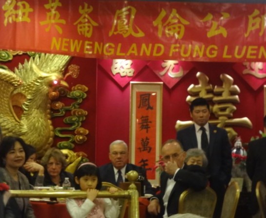 洪處長偕陳副處長銘俊及郭主任大文應邀與會，波士頓市長Thomas M. Menino夫婦亦出席。