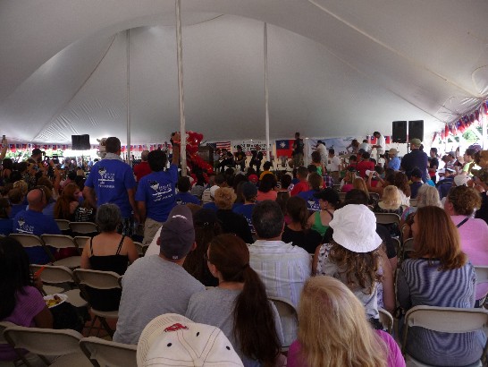  台灣日表演活動一景