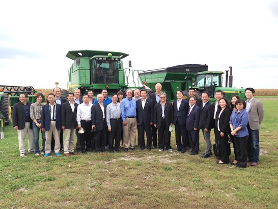 中華民國農業訪問團黃豆玉米分團訪伊利諾州，獲伊州官員及業者熱烈歡迎