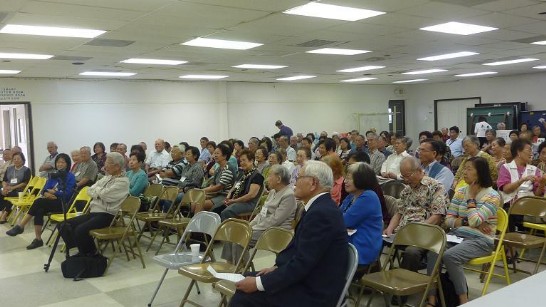 社區會員耆老專注聆聽駐處廖東周處長致詞