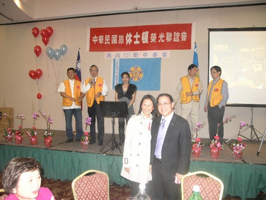 駐處廖東周處長夫婦在休士頓榮光會舉辦的「邁向101新年春