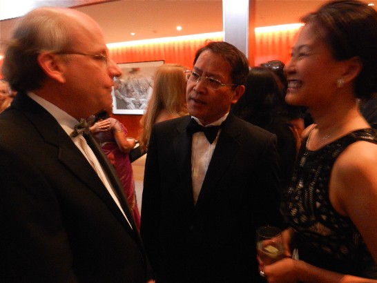 廖處長東周夫婦會晤萊斯大學校長David Leebron。