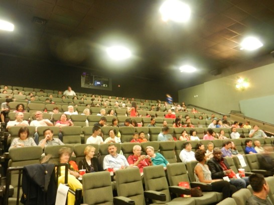 駐休士頓辦事處與「休士頓國際影展」(WorldFest Houston)合作於本(7)月25日晚間7時在休士頓AMC戲院舉辦「動感電影」系列-「少年PI的奇幻漂流」(Life of Pi)電影欣賞會情形。