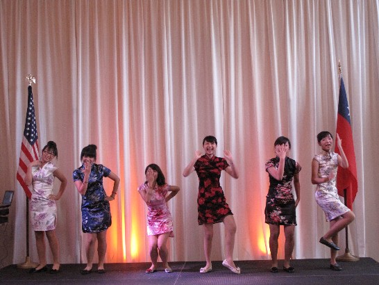 保庇舞/台客舞演出