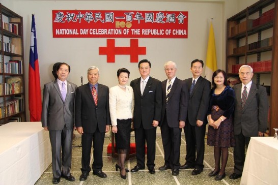 Ambassador and Mrs. Wang with the members of the Equestrian Order of the Holy Sepulchre of Jerusalem, Taiwan Chapter