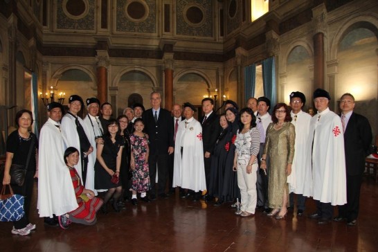 Ambassador Wang and Governor General Borromeo surrounded by the Taiwanese members of the Equestrian Order.