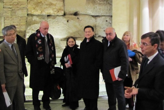 Ambassador Wang visits the Chamber of Commerce in Rome
