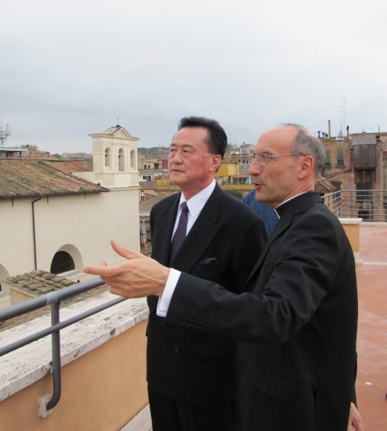 Ambassador Wang visits the International Ecclesiastical College “Sedes Sapientiae”
