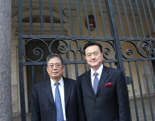 Ambassador Larry Wang (right) accompanied Prof. Bernard Li (left) to visit the Church of St. Chrysogonus, whose Titular Cardinal is H.Em Paul Shan Kuo-hsi, Bishop Emeritus of Kaohsiung (1923-2012)..
