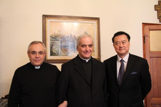 Ambassador Wang with Rev. Msgr. Giannotti and his personal secretary Don Lucio Malanca (1st from left)