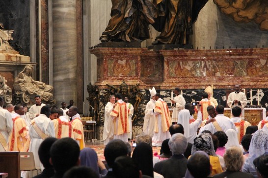 The ceremony comes to an end.