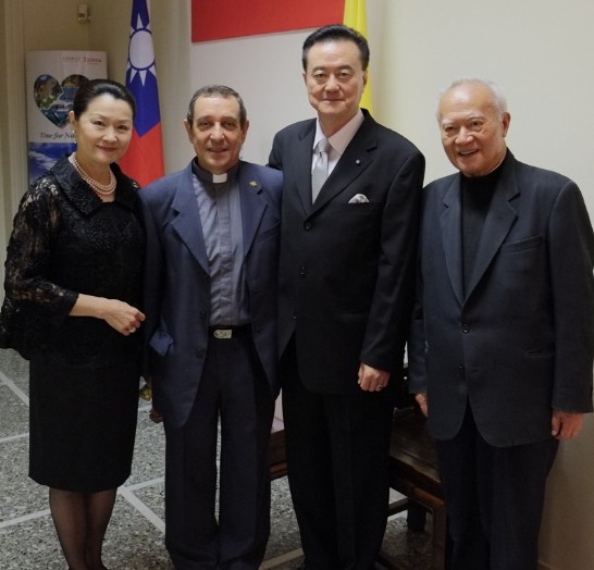 Ambassador and Mrs Wang (2nd from right; 1st from left) with Rev. Msgr. Shi, (1st from right) and Rev. Fr. Carlos Rodriguez Linera (2nd from left).