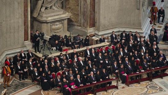 A glimpse of the section reserved to the Chiefs of Missions accredited to the Holy See. Ambassador and Mrs. Larry Wang seat on the second row, (7th-8th from right).
