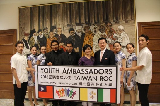 Ambassador Larry Wang (4th from right), Prof. Zhao-Shun Zeng (5th from right), Fr. Indunil (5th from left), and Fr. Marcus Solo (4th from right), stand with the Youth Ambassadors inside the Pontifical Council for Interreligious Dialogue. 