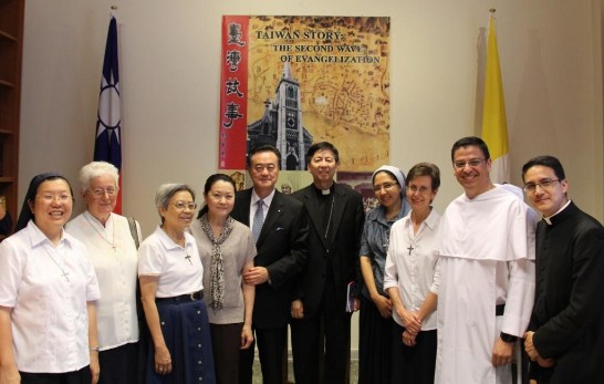 Ambassador and Mrs. Larry Wang (4th and 5th from left) with Archbishop Savio  Hon (5th from right), Ursuline Sister Cecilia Wang (3rd from left), Rev. Prof. Alejandro Crosthwaite OP (2rd from right), and Fr. Mauricio Liu (1st from right) of the Opus Dei.