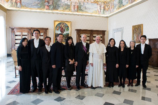 Group picture with Pope Francis. 