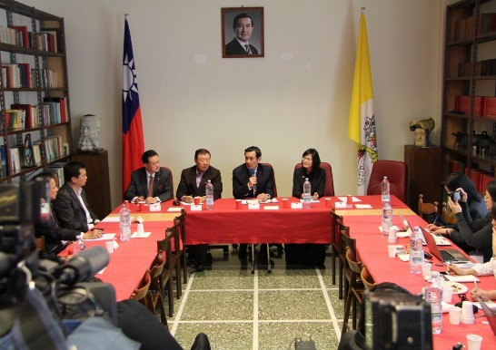 馬總統在駐教廷大使館召開記者會