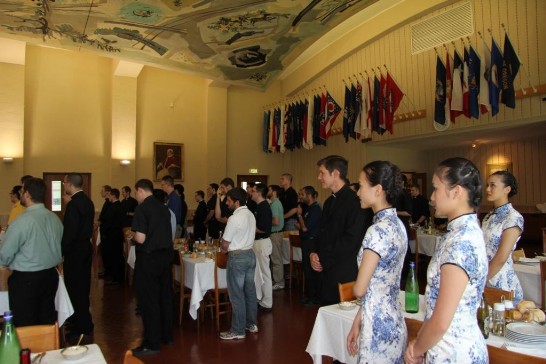 「教廷宗座北美學院」副院長Fr. Timothy McKeown邀請「台灣藝術大學青年大使團」出席午間餐會