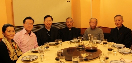 王大使夫婦邀請神職人員餐敘。