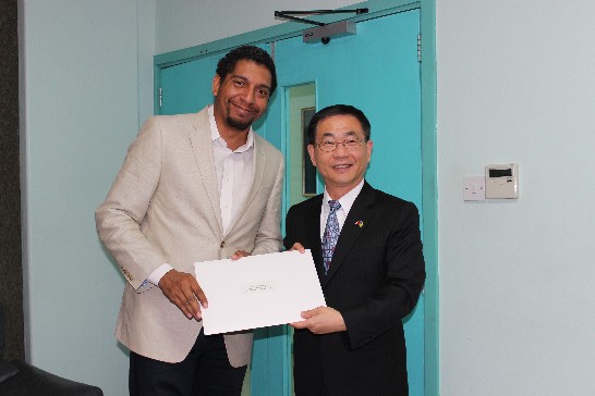 Ambassador Ger presented a copy of his credentials to FM Gonsalves