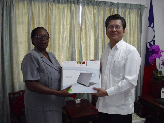 Ambassador handed over an Acer notebook computer to the General Manager of SVG National Broadcasting Corporation Ms. Corletha Ollivierre on May 26, 2014.