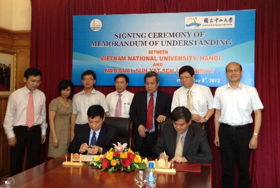 國立中山大學與越南河內國家大學簽署MOU