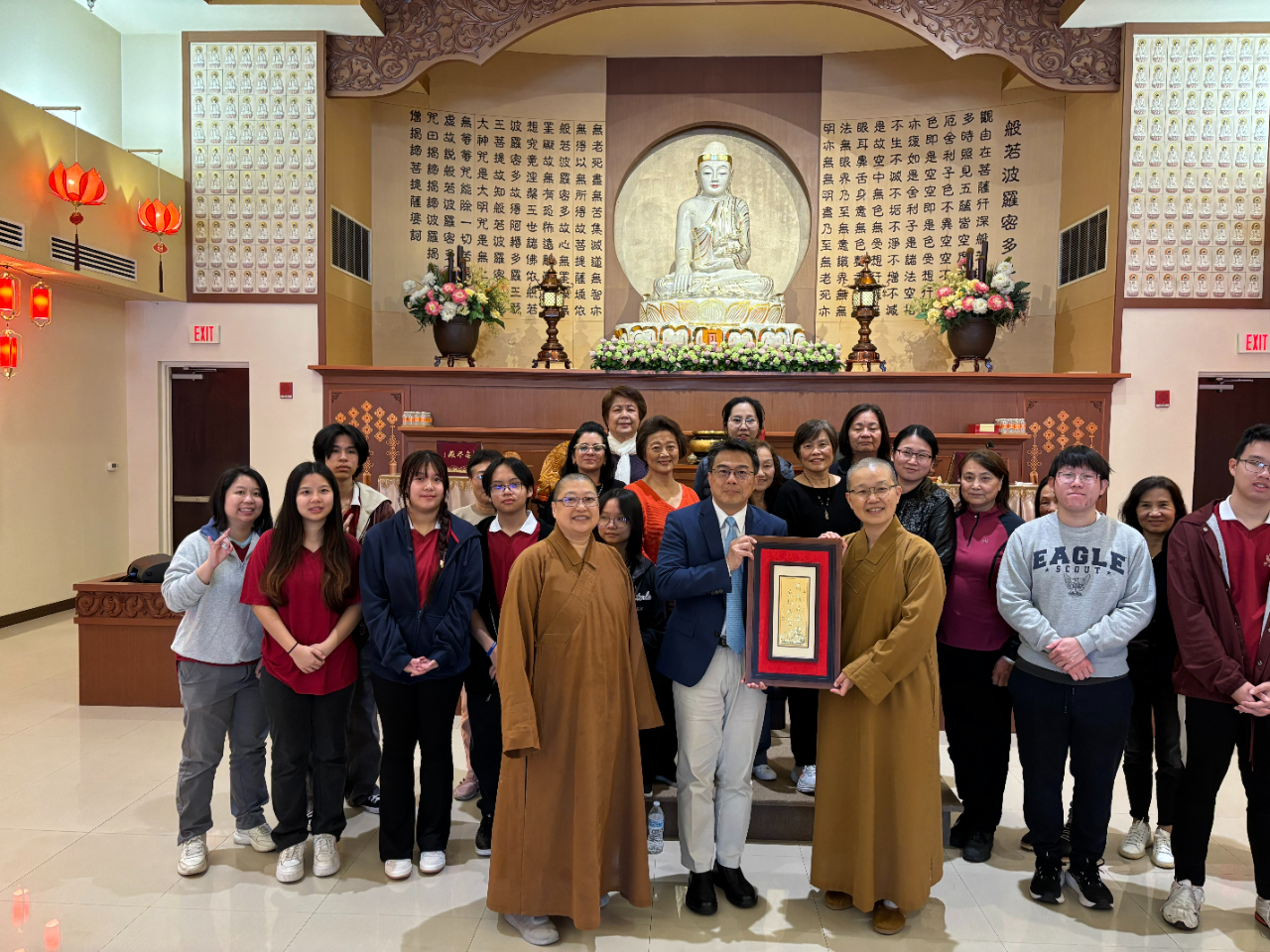 DG Chou visited the F.G.S. Guang Ming Temple in Orlando on Jan 4