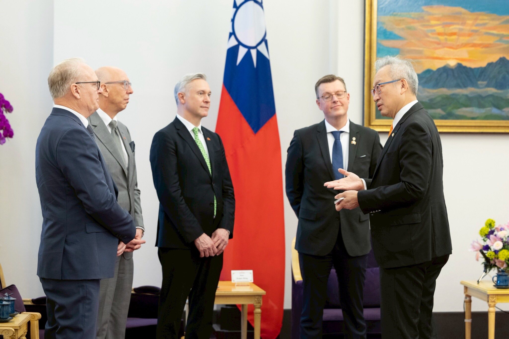 蕭美琴副總統於11月27日上午接見「丹麥國會議員訪問團」6