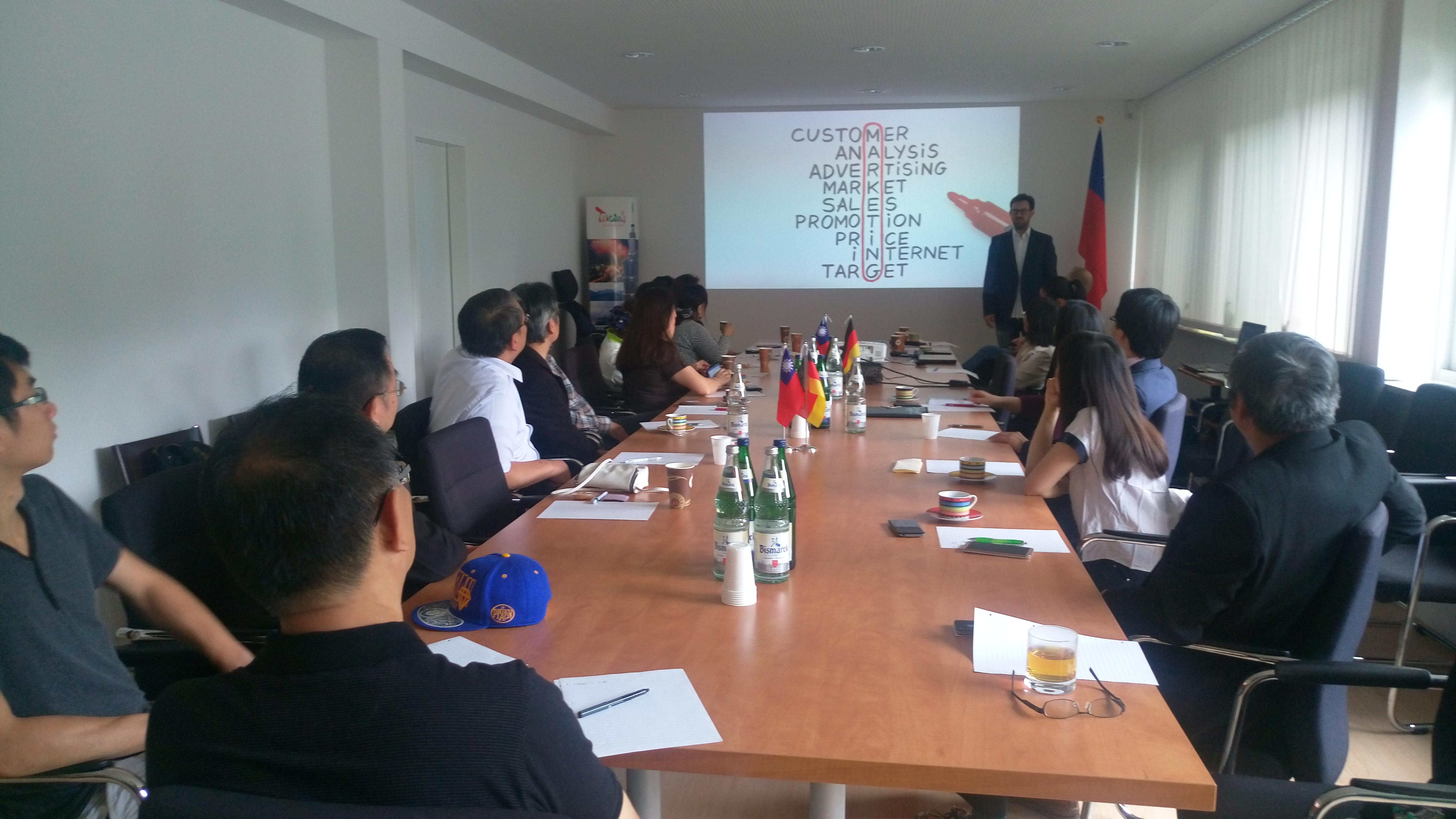 105年6月18日德北台灣商會專題研討座談會